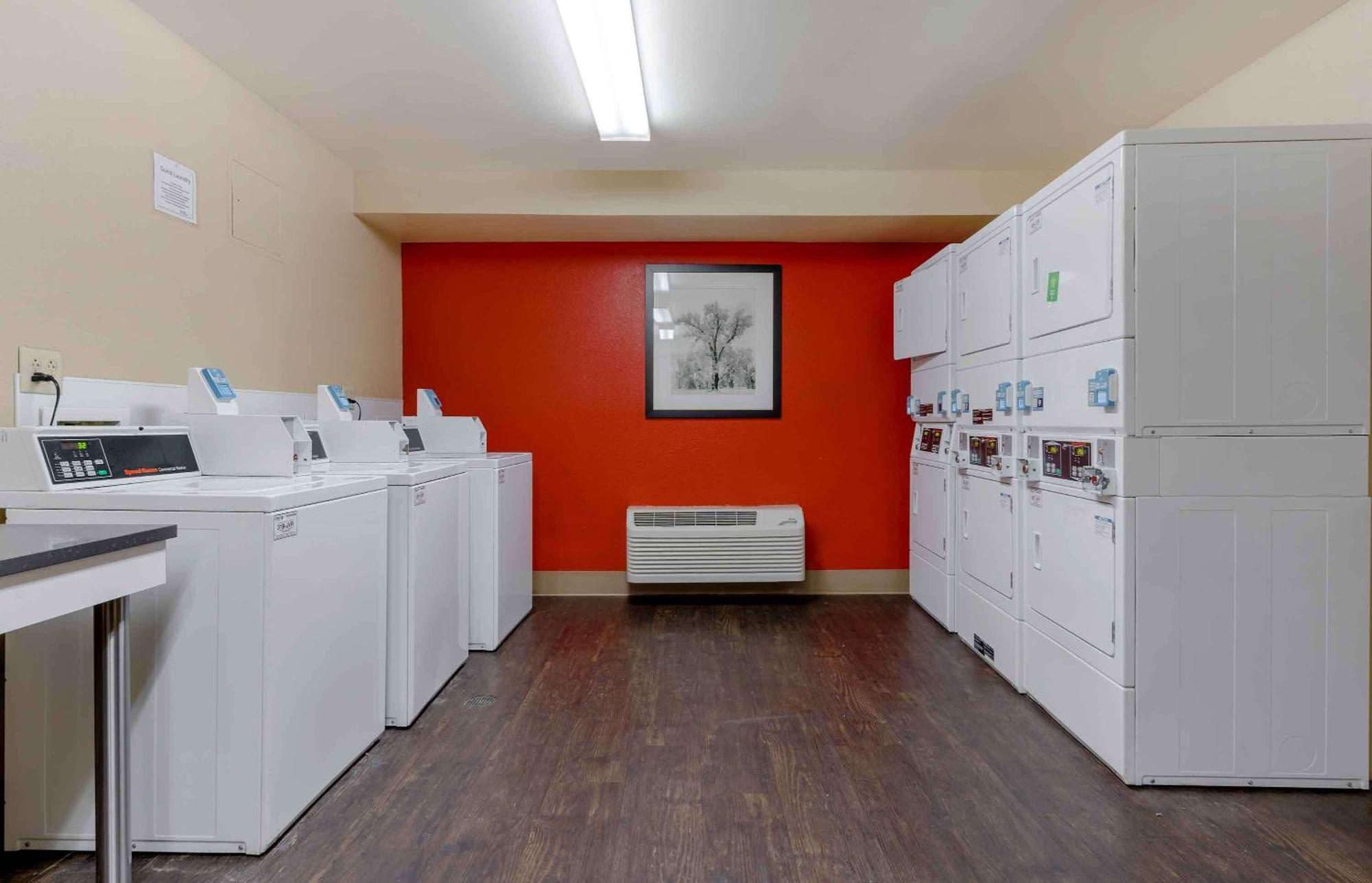 Extended Stay America Suites - Wichita - East Экстерьер фото