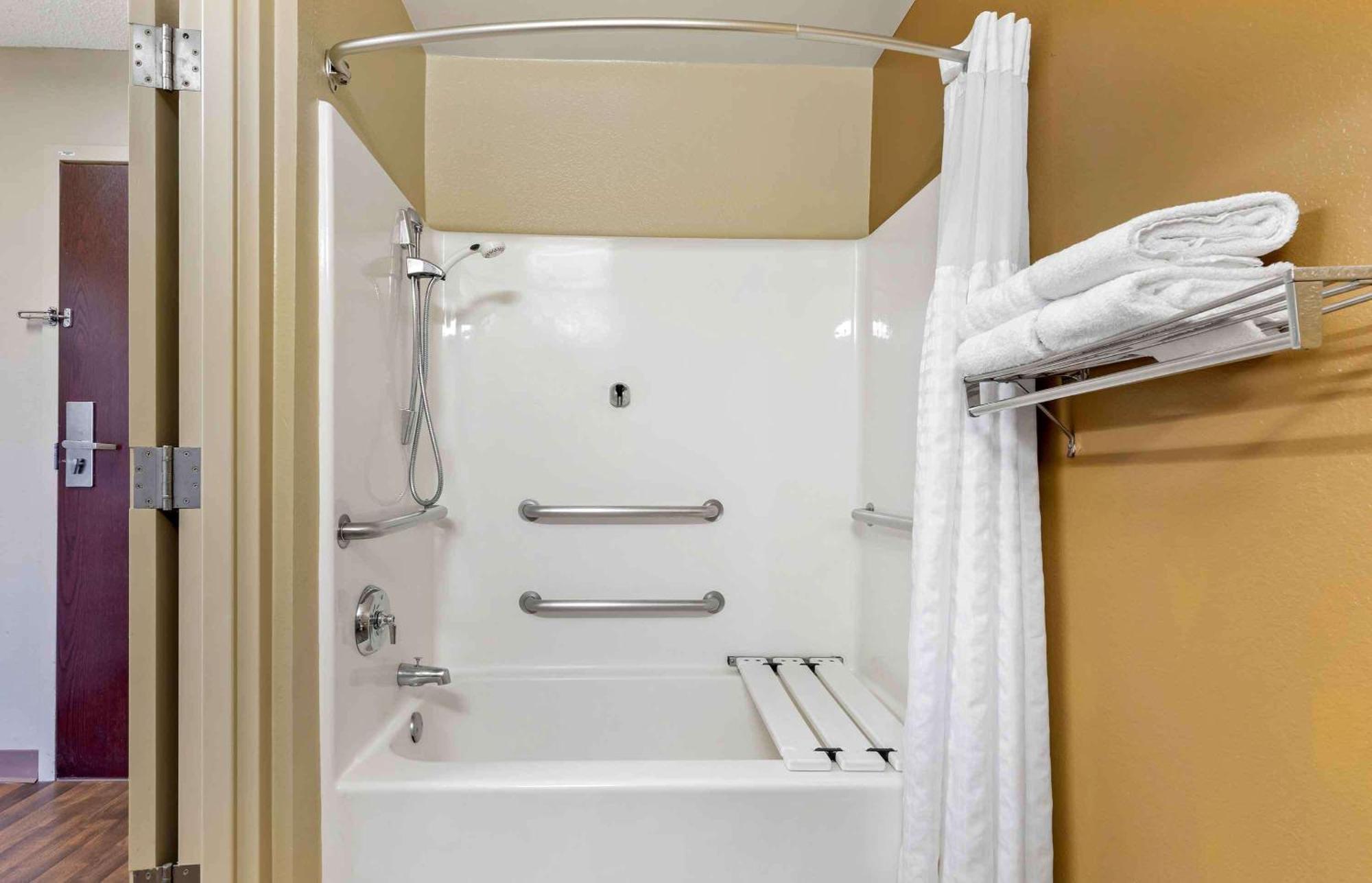Extended Stay America Suites - Wichita - East Экстерьер фото